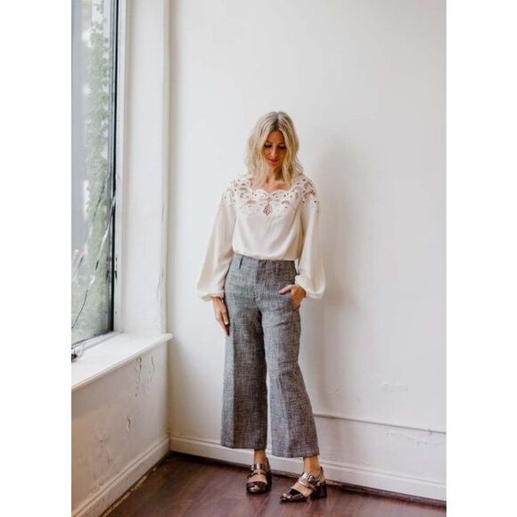 JONATHAN SIMKHAI LOCHLYN EMBROIDERED PAISLEY PUFF SLEEVE TOP in Ivory NWT Size S - Picture 2 of 10